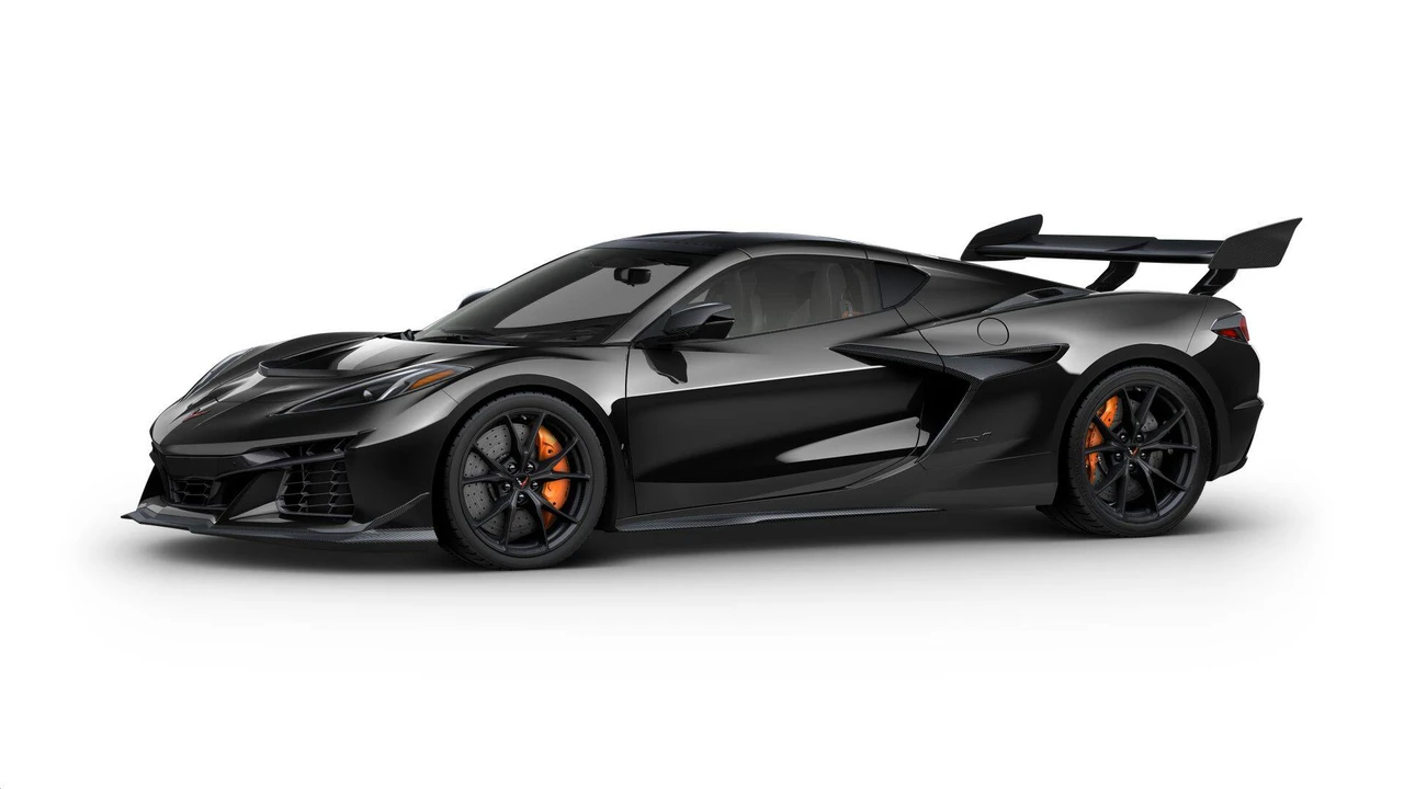 2027 Chevrolet Corvette C8 ZR1 - Image 2 of 11