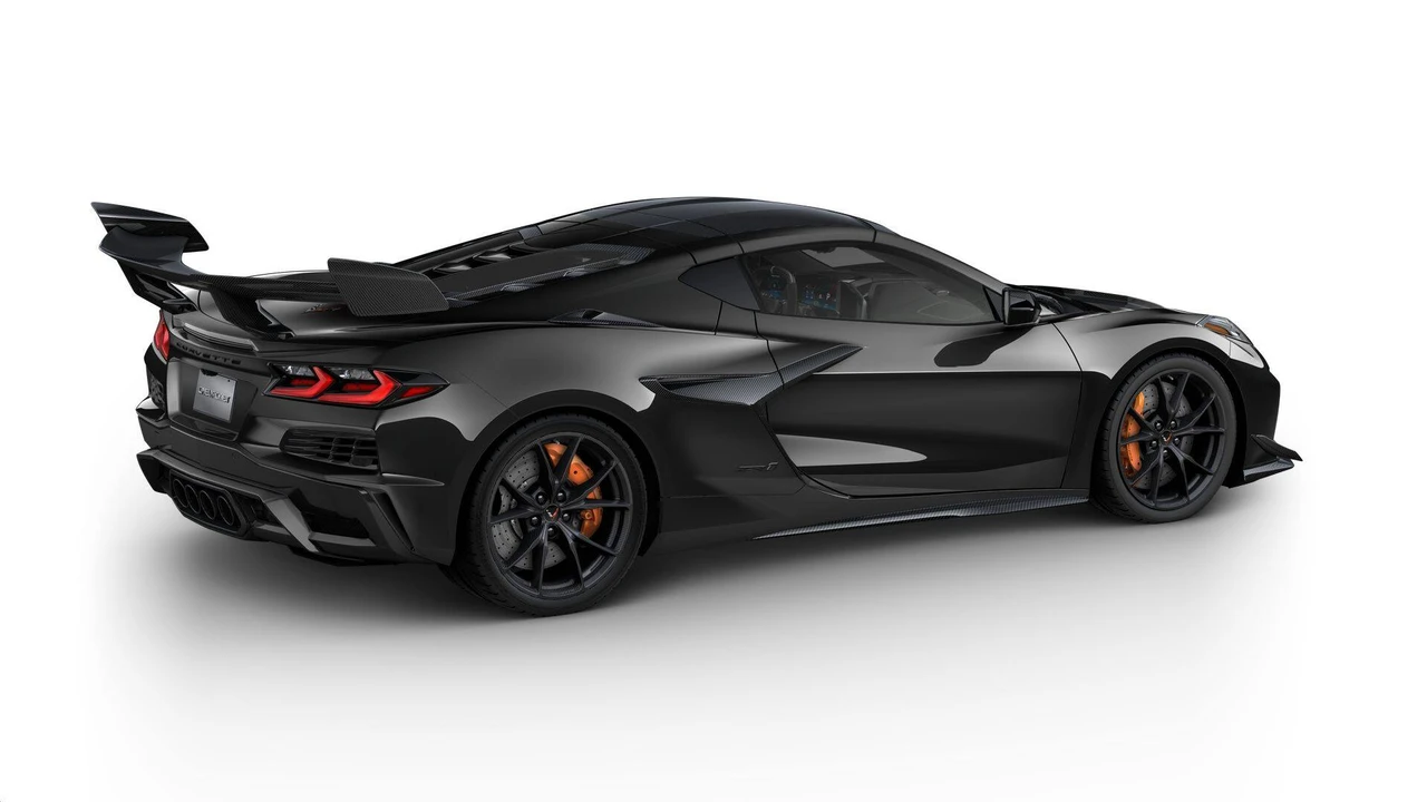 2027 Chevrolet Corvette C8 ZR1 - Image 4 of 11