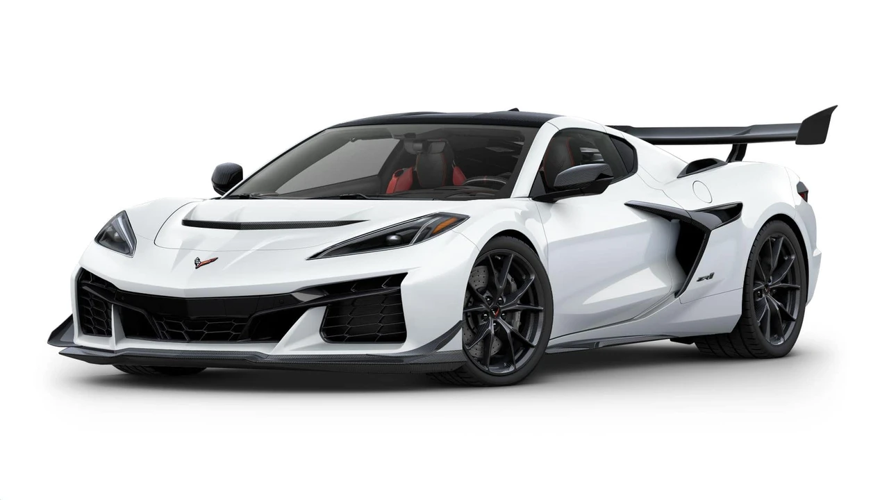 2027 Chevrolet Corvette C8 ZR1 - Image 25 of 31