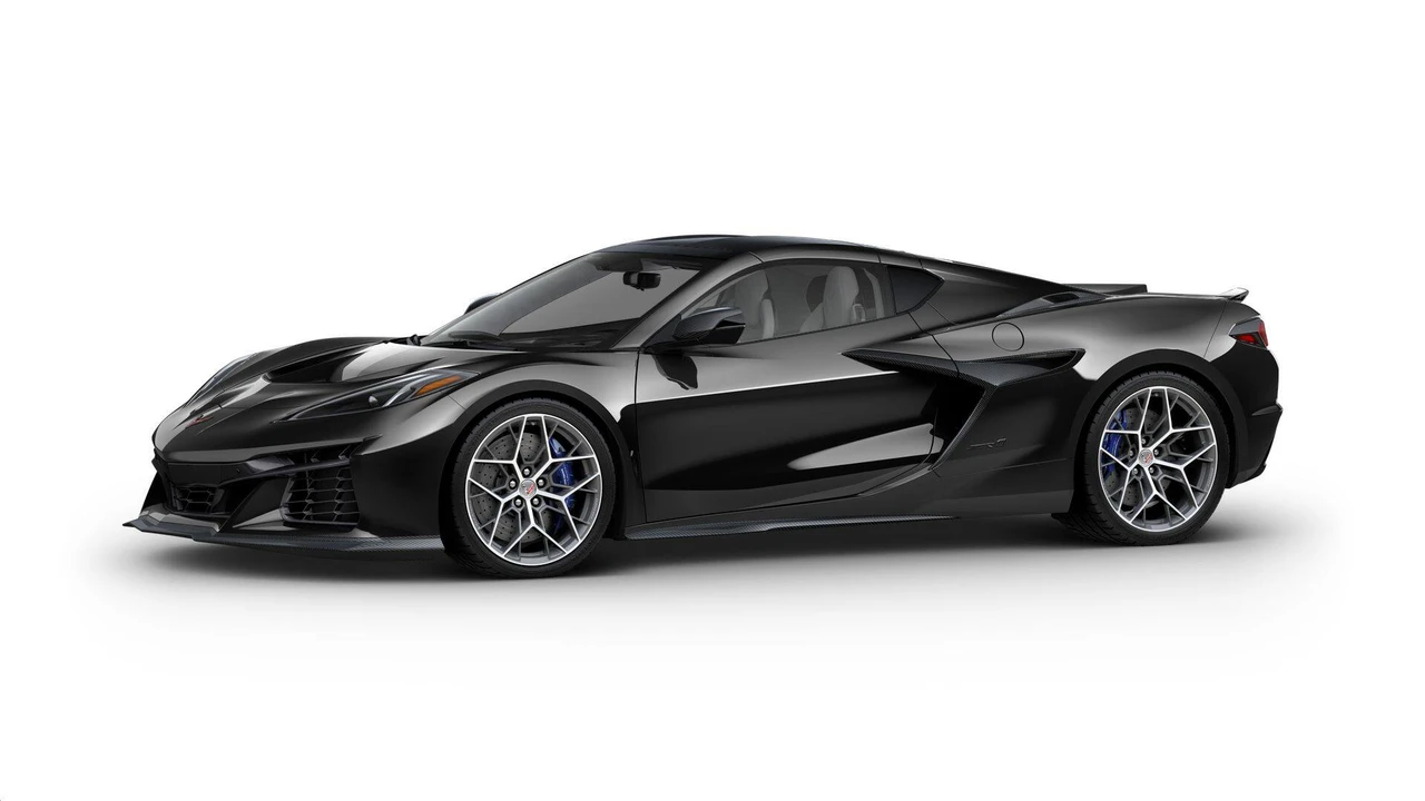 2027 Chevrolet Corvette C8 ZR1 - Image 2 of 11