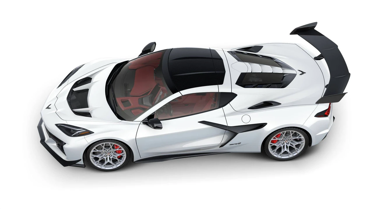 2027 Chevrolet Corvette C8 ZR1 - Image 7 of 11