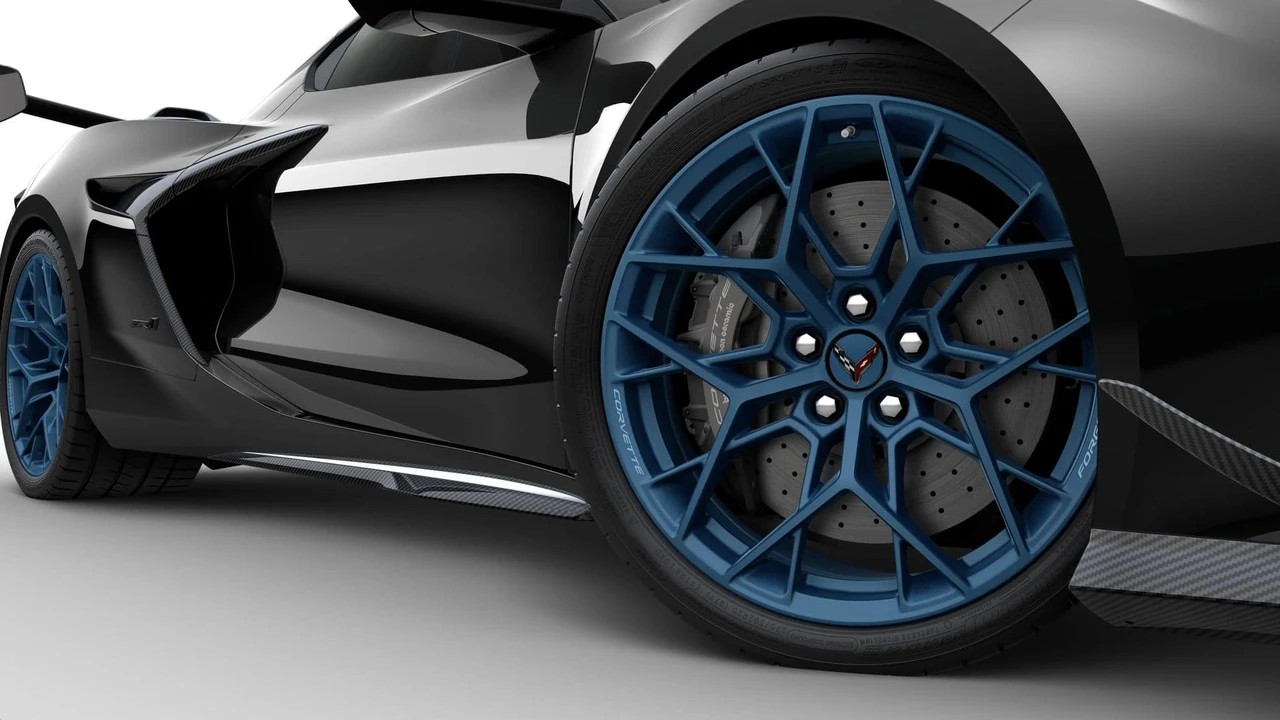 2027 Chevrolet Corvette C8 ZR1 - Image 6 of 11