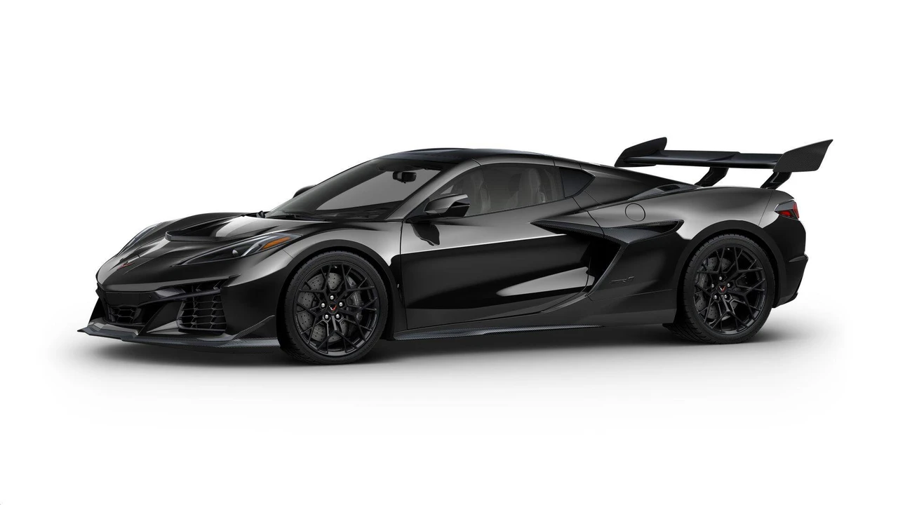 2027 Chevrolet Corvette C8 ZR1 - Image 2 of 11