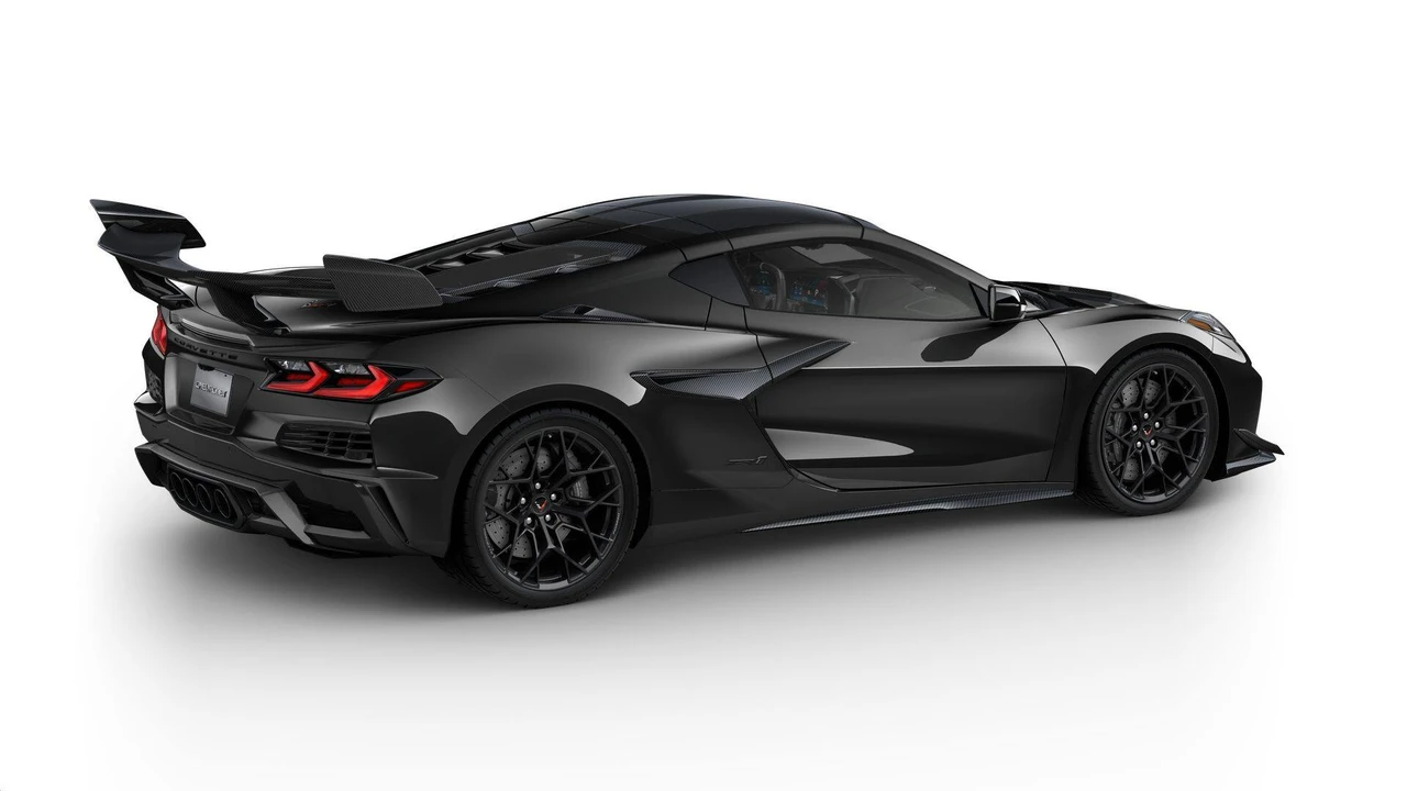2027 Chevrolet Corvette C8 ZR1 - Image 4 of 11