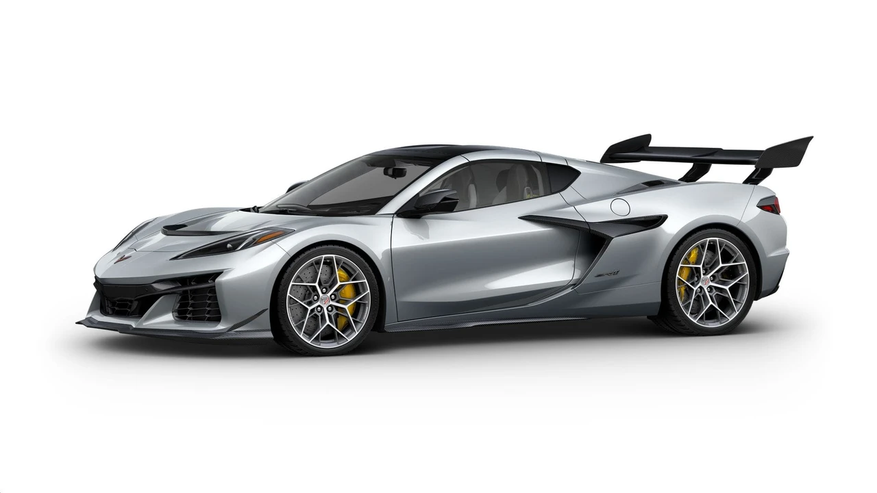 2027 Chevrolet Corvette C8 ZR1 - Image 2 of 11