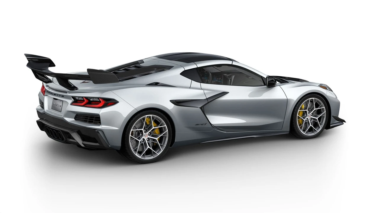 2027 Chevrolet Corvette C8 ZR1 - Image 4 of 11