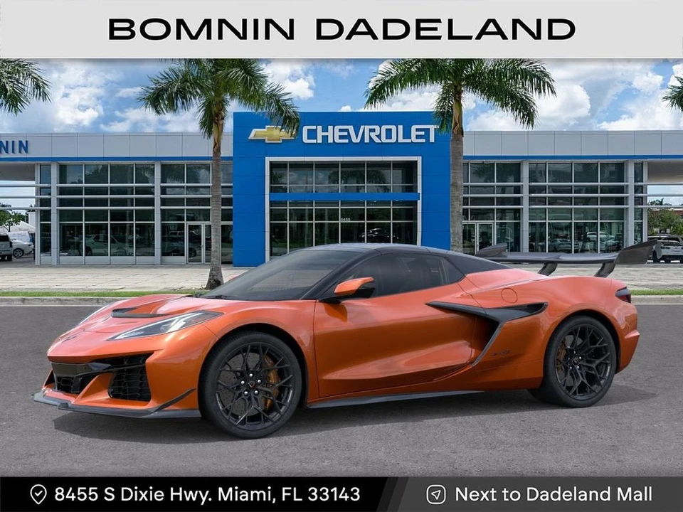 2027 Chevrolet Corvette C8 ZR1 - Image 3 of 31