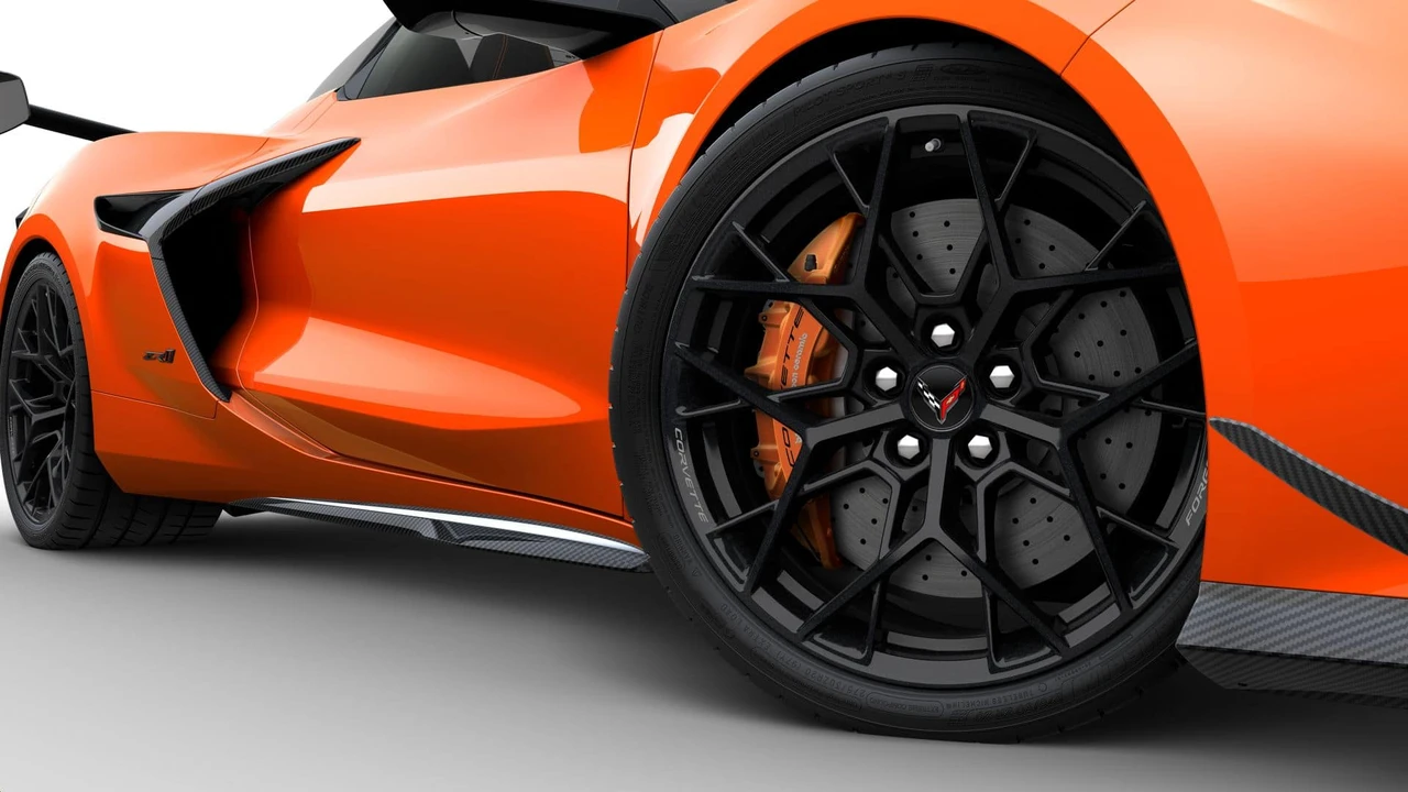 2027 Chevrolet Corvette C8 ZR1 - Image 30 of 31