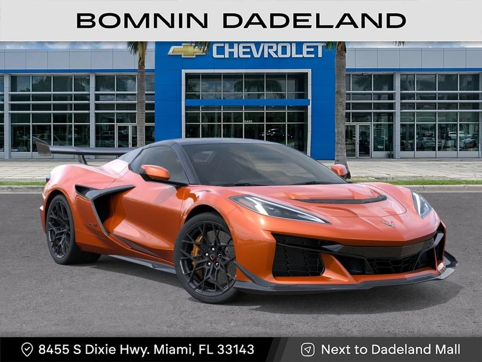 2027 Chevrolet Corvette C8 ZR1 - Image 8 of 31