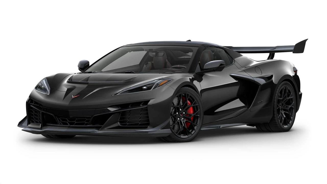 2027 Chevrolet Corvette C8 ZR1 - Image 25 of 31