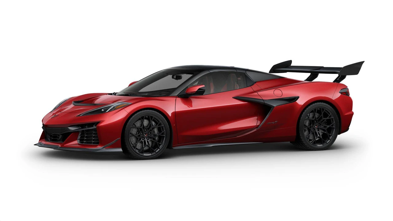 2027 Chevrolet Corvette C8 ZR1 - Image 2 of 11
