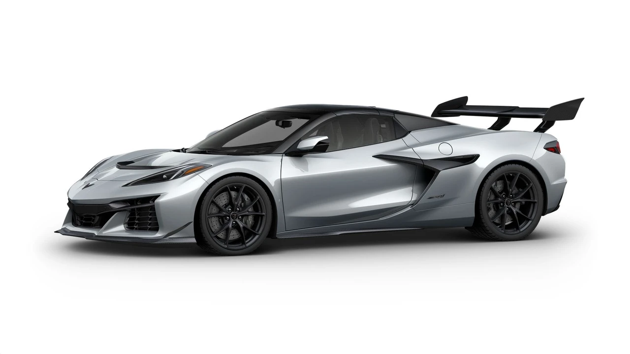 2027 Chevrolet Corvette C8 ZR1 - Image 2 of 11