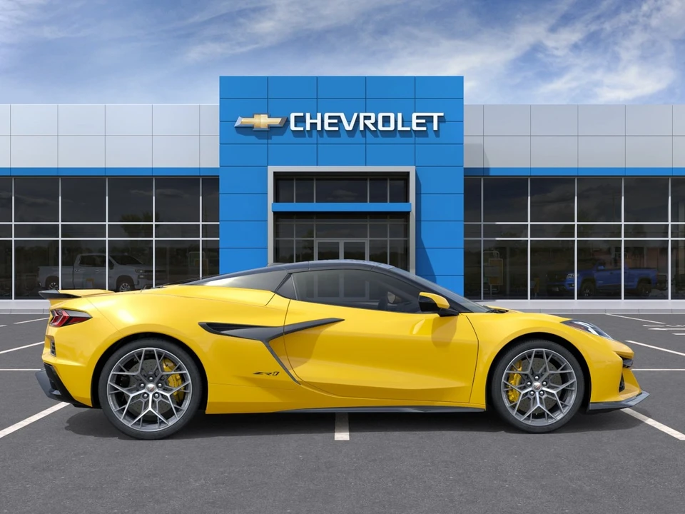 2027 Chevrolet Corvette C8 ZR1 - Image 29 of 31