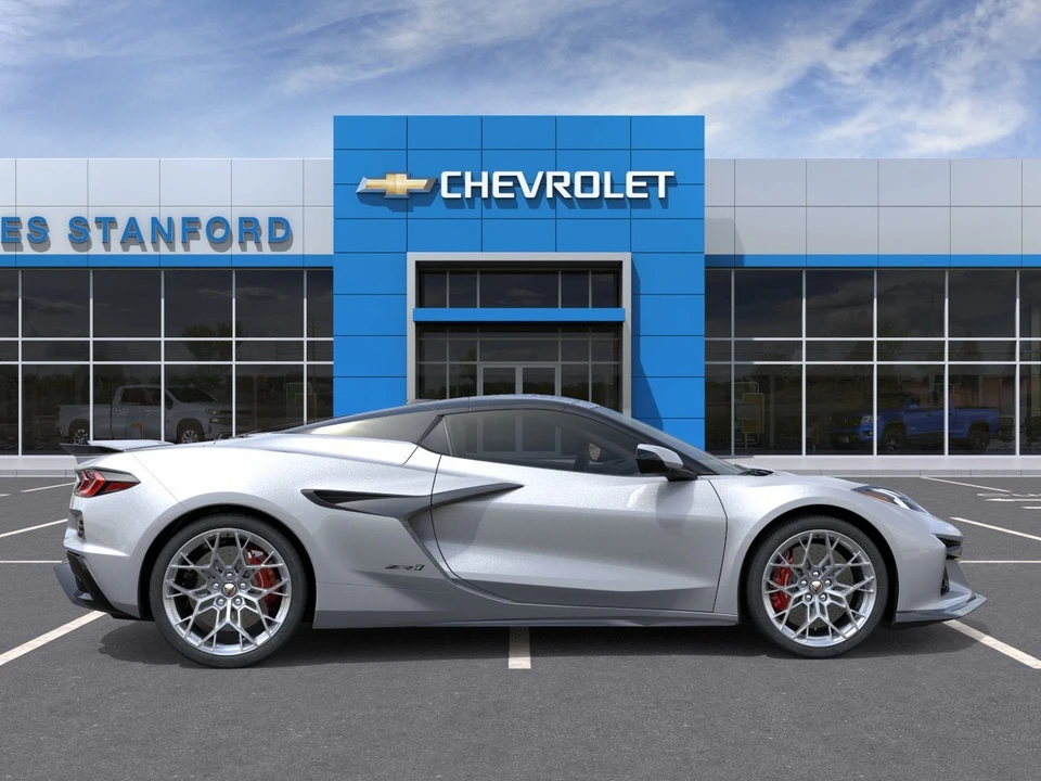 2027 Chevrolet Corvette C8 ZR1 - Image 5 of 24