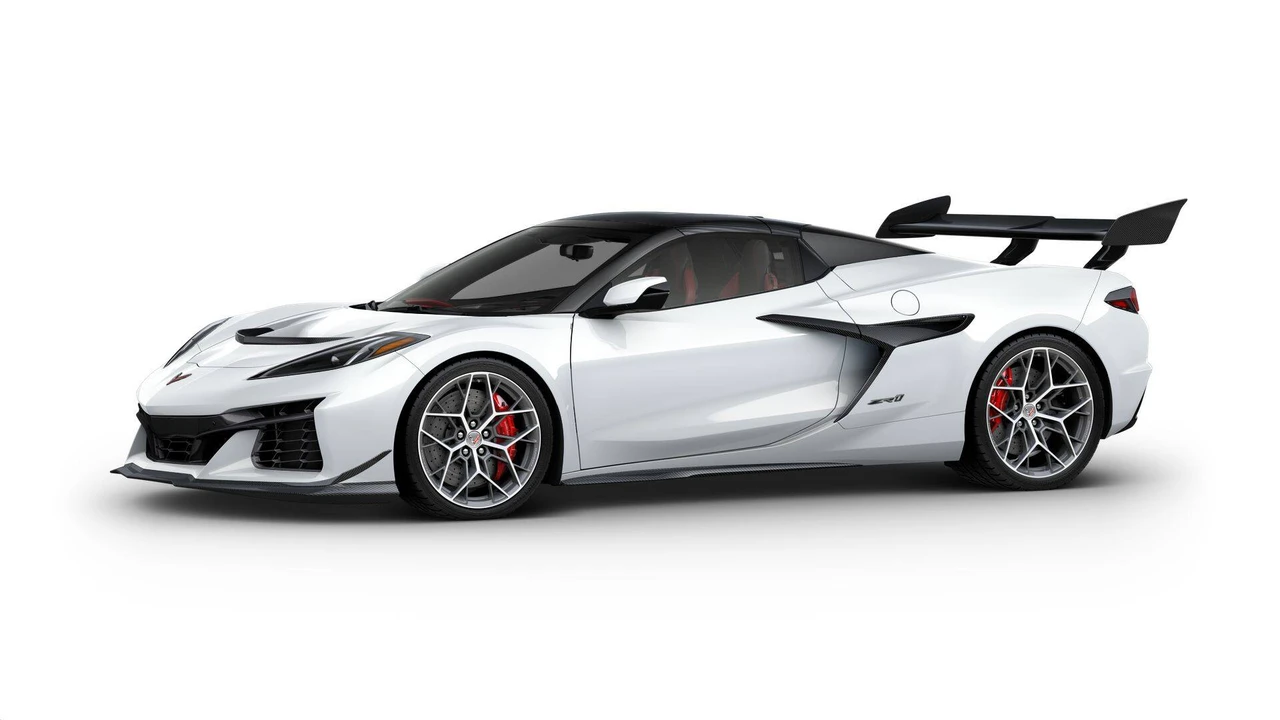 2027 Chevrolet Corvette C8 ZR1 - Image 2 of 11