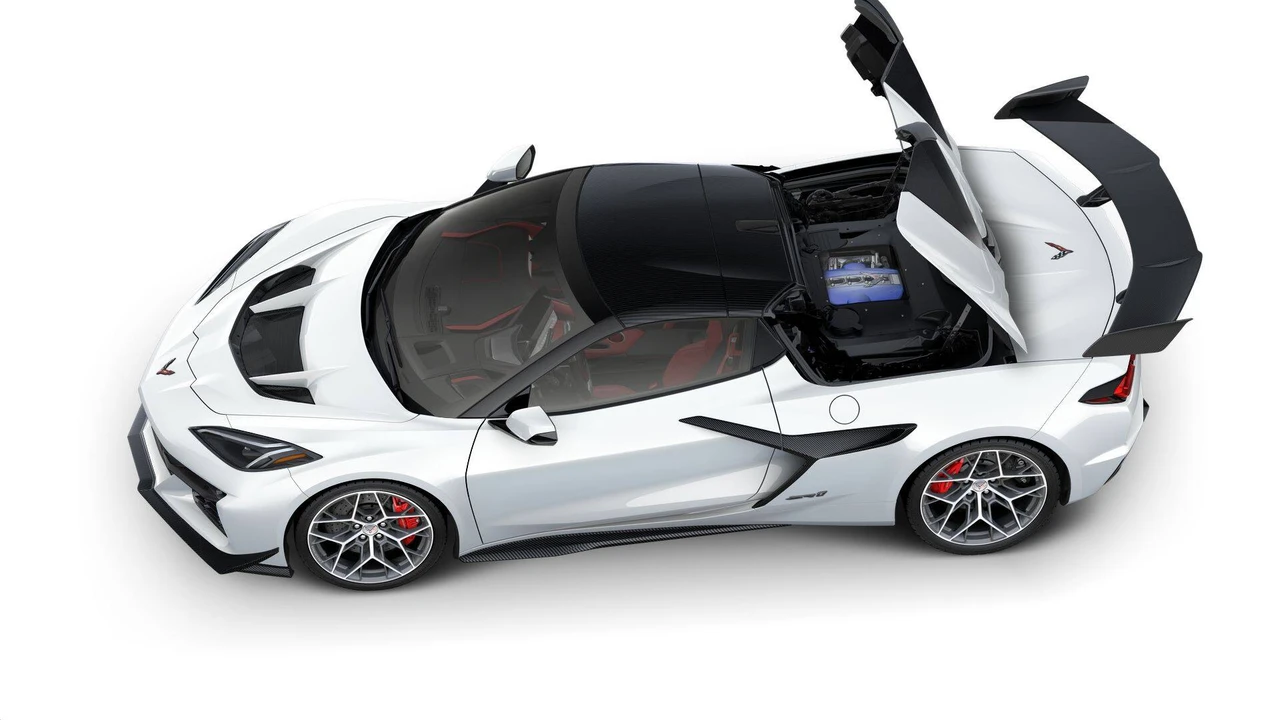 2027 Chevrolet Corvette C8 ZR1 - Image 7 of 11