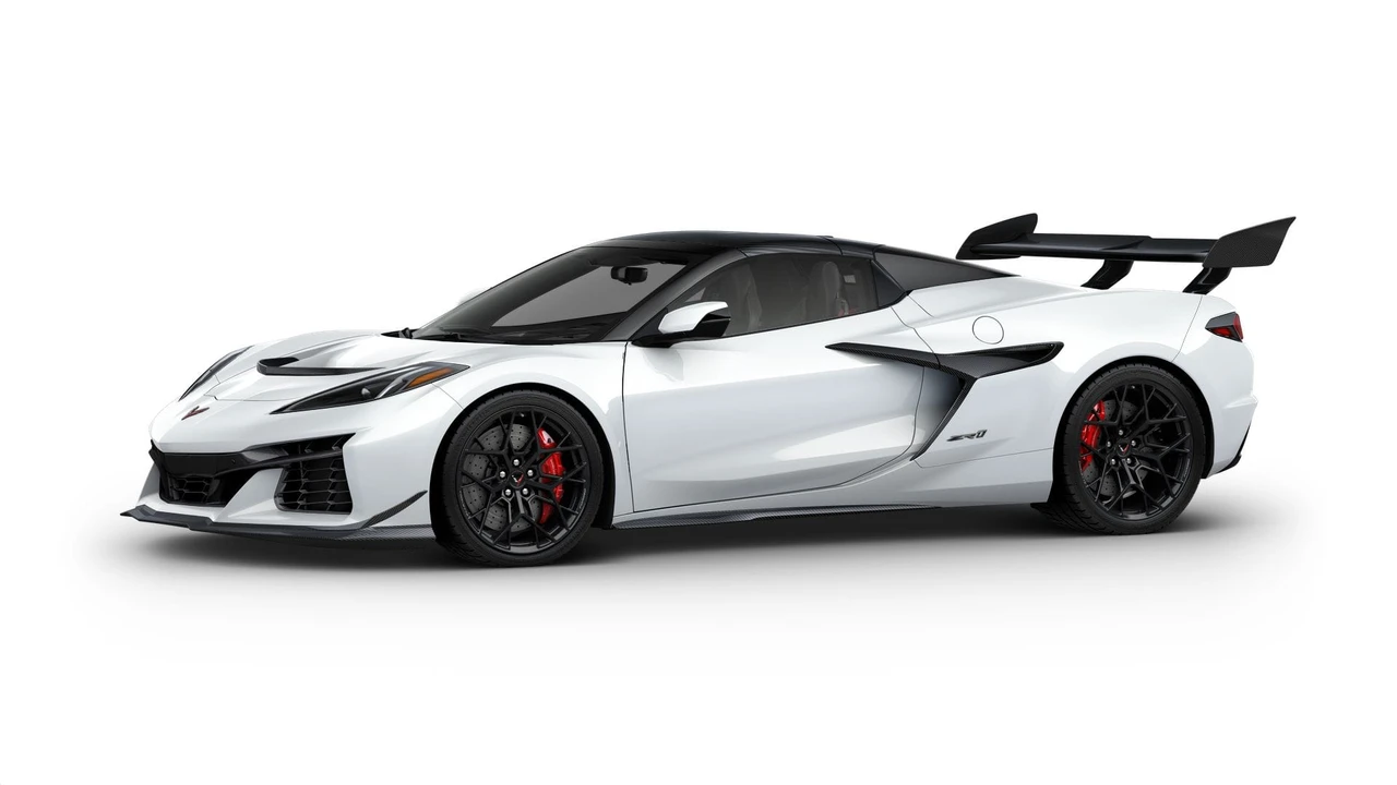 2027 Chevrolet Corvette C8 ZR1 - Image 26 of 31
