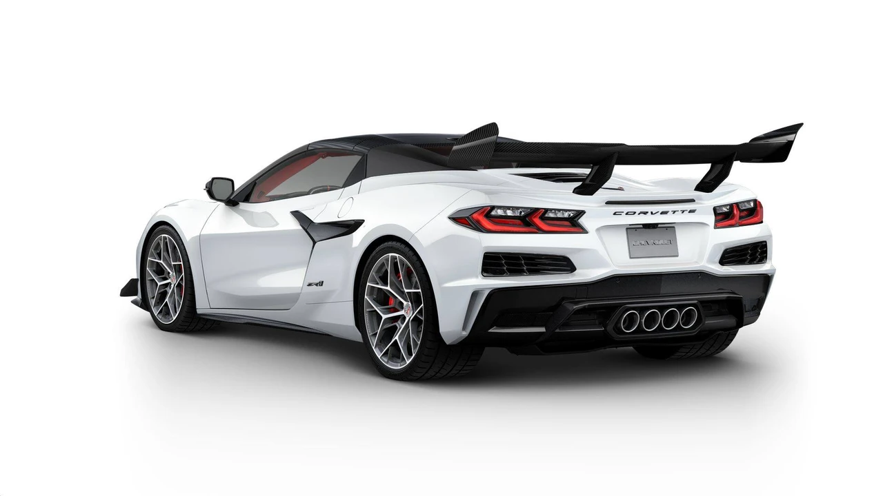 2027 Chevrolet Corvette C8 ZR1 - Image 3 of 11