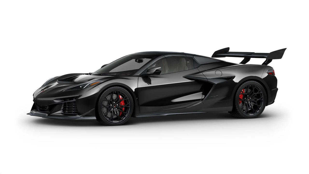 2027 Chevrolet Corvette C8 ZR1 - Image 2 of 11
