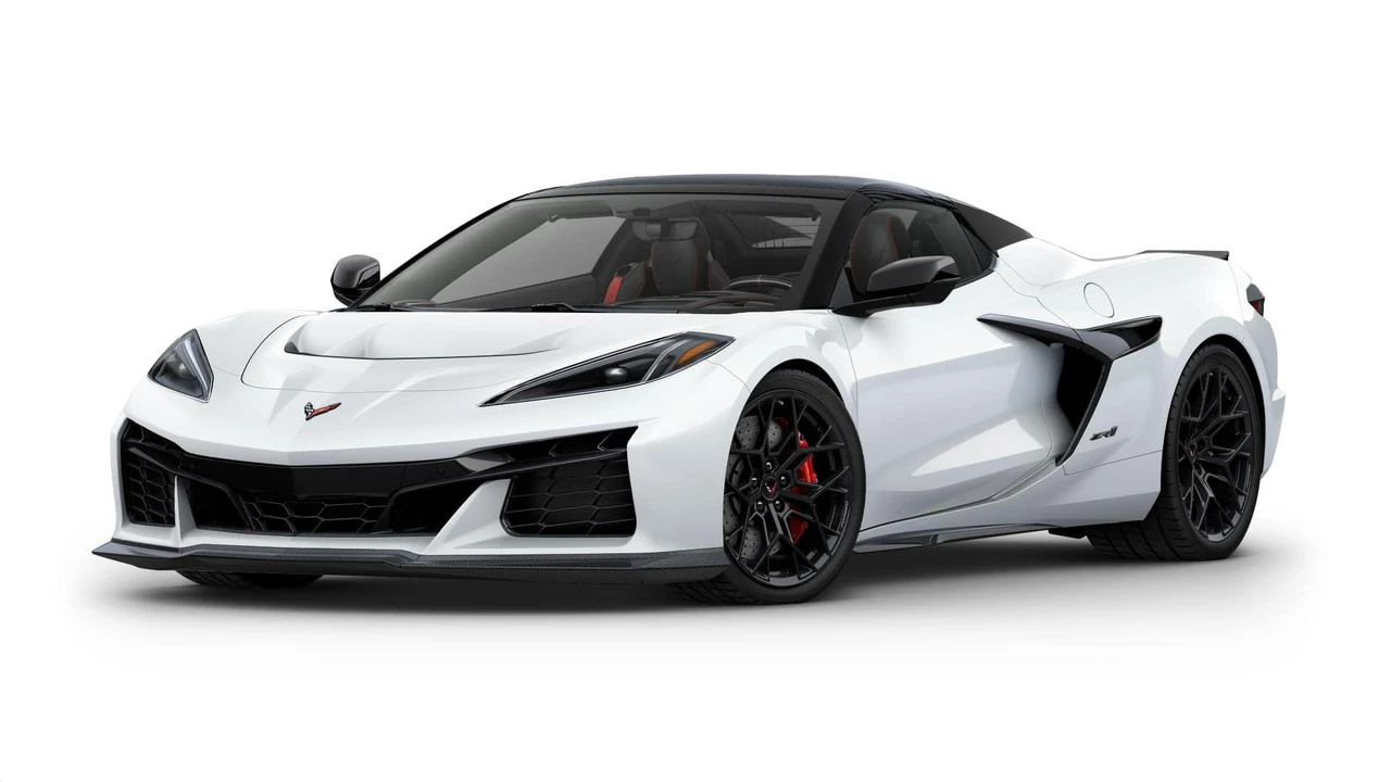 2027 Chevrolet Corvette C8 ZR1 - Image 25 of 31