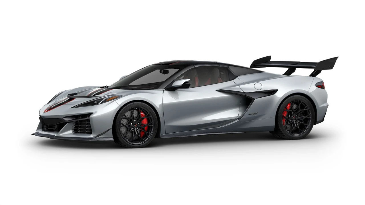 2027 Chevrolet Corvette C8 ZR1 - Image 2 of 11