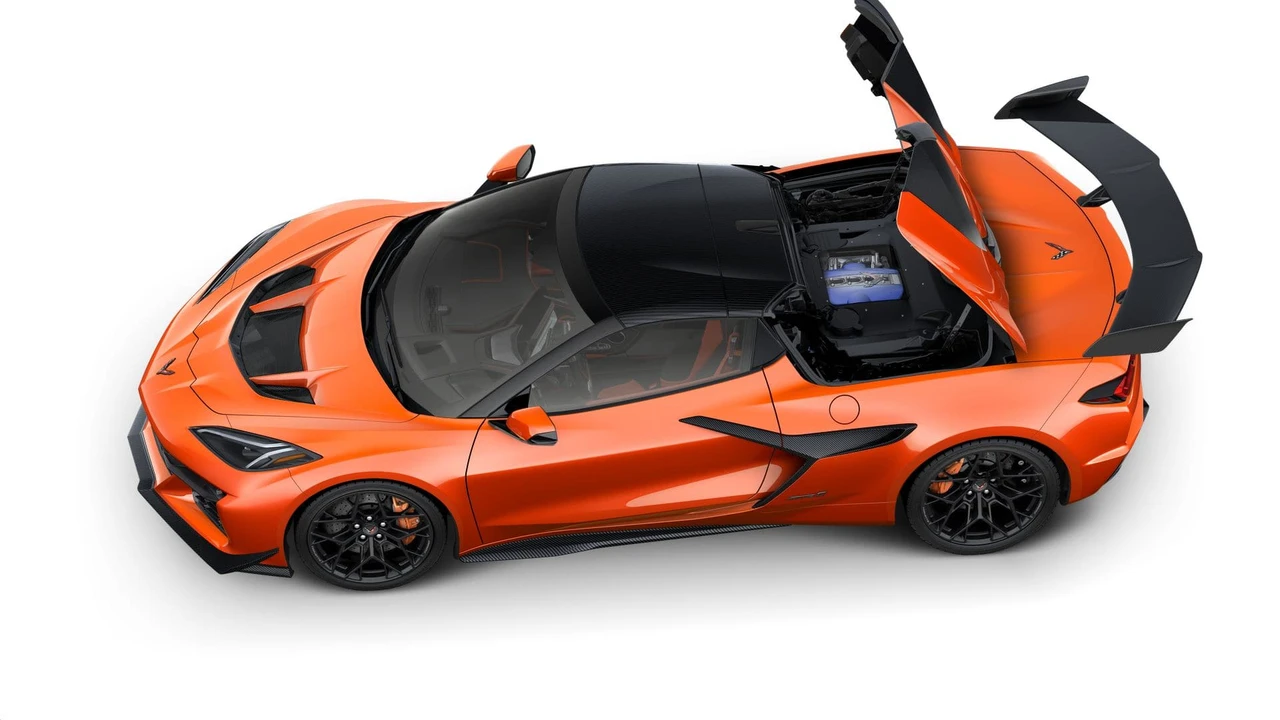 2027 Chevrolet Corvette C8 ZR1 - Image 7 of 11