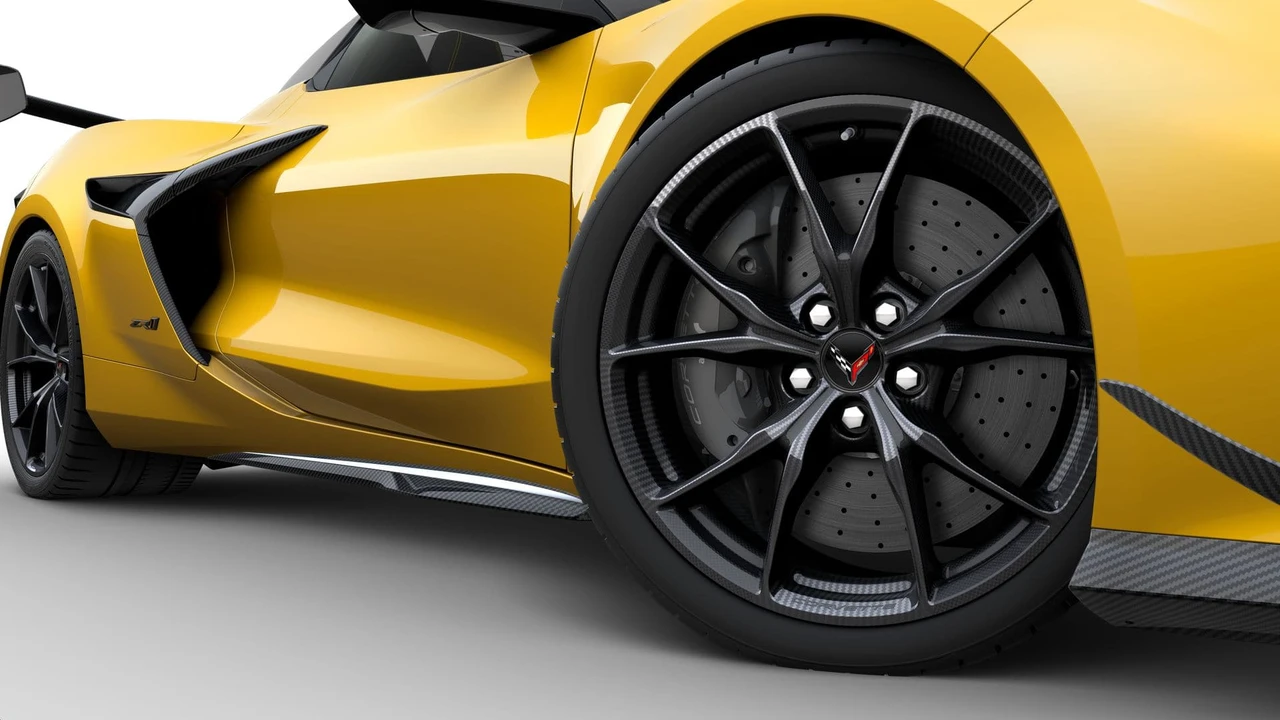 2027 Chevrolet Corvette C8 ZR1 - Image 6 of 11