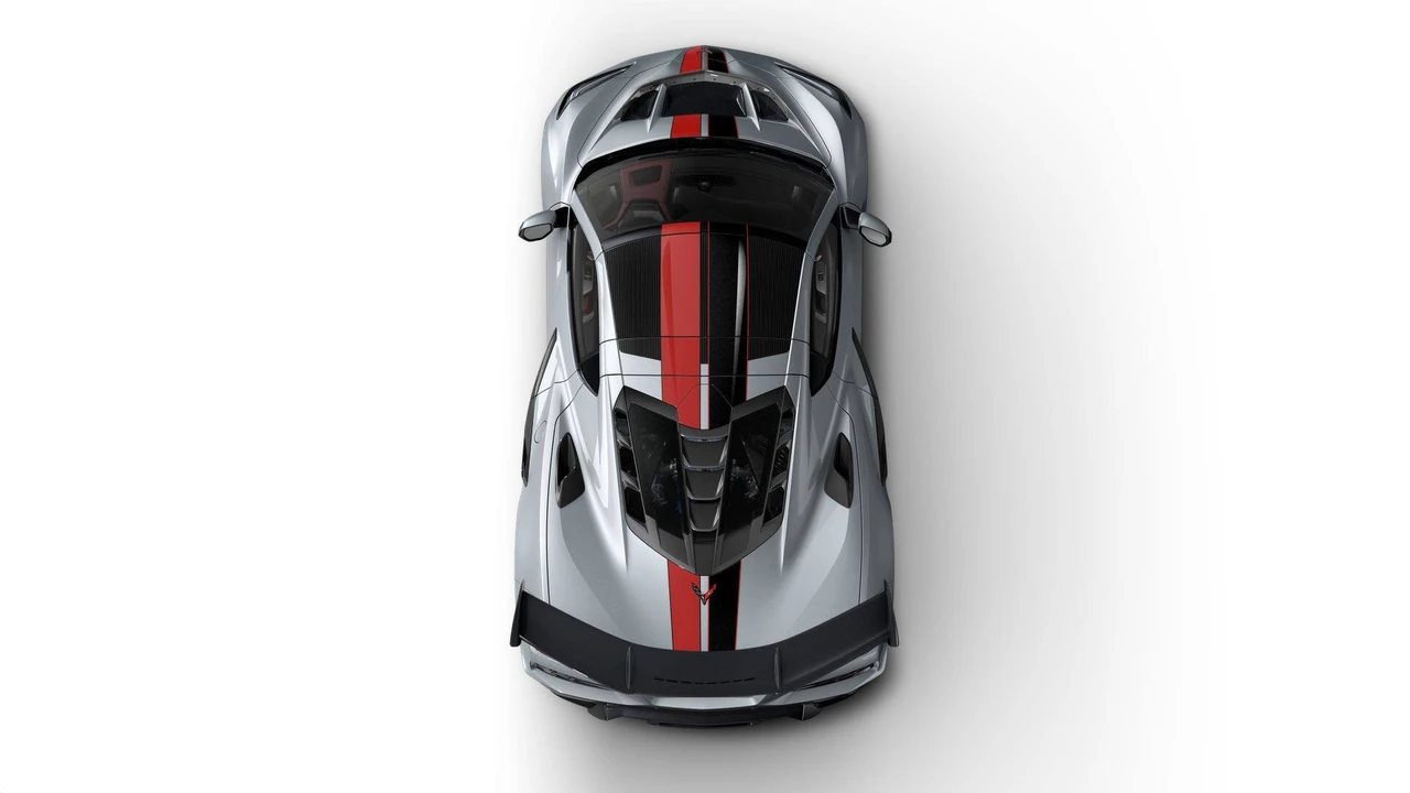 2027 Chevrolet Corvette C8 ZR1 - Image 5 of 11