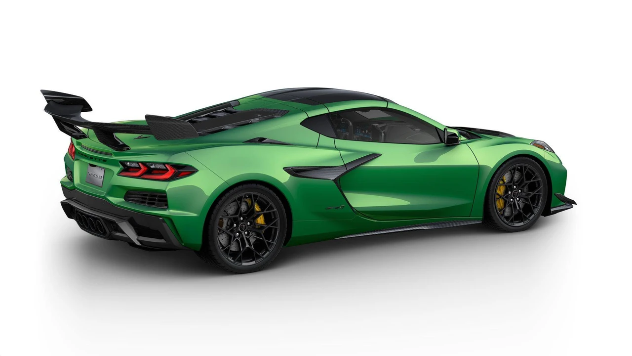 2027 Chevrolet Corvette C8 ZR1 - Image 5 of 12