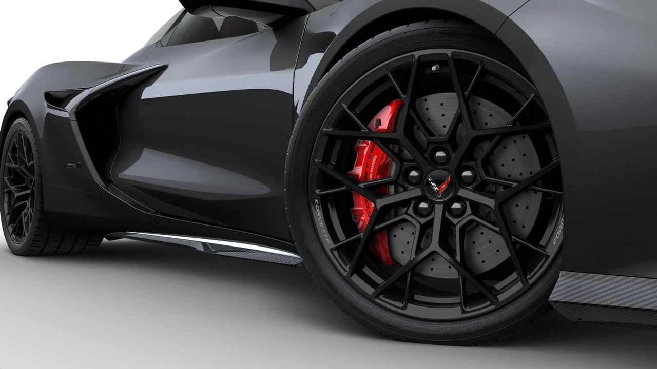 2027 Chevrolet Corvette C8 ZR1 - Image 6 of 11