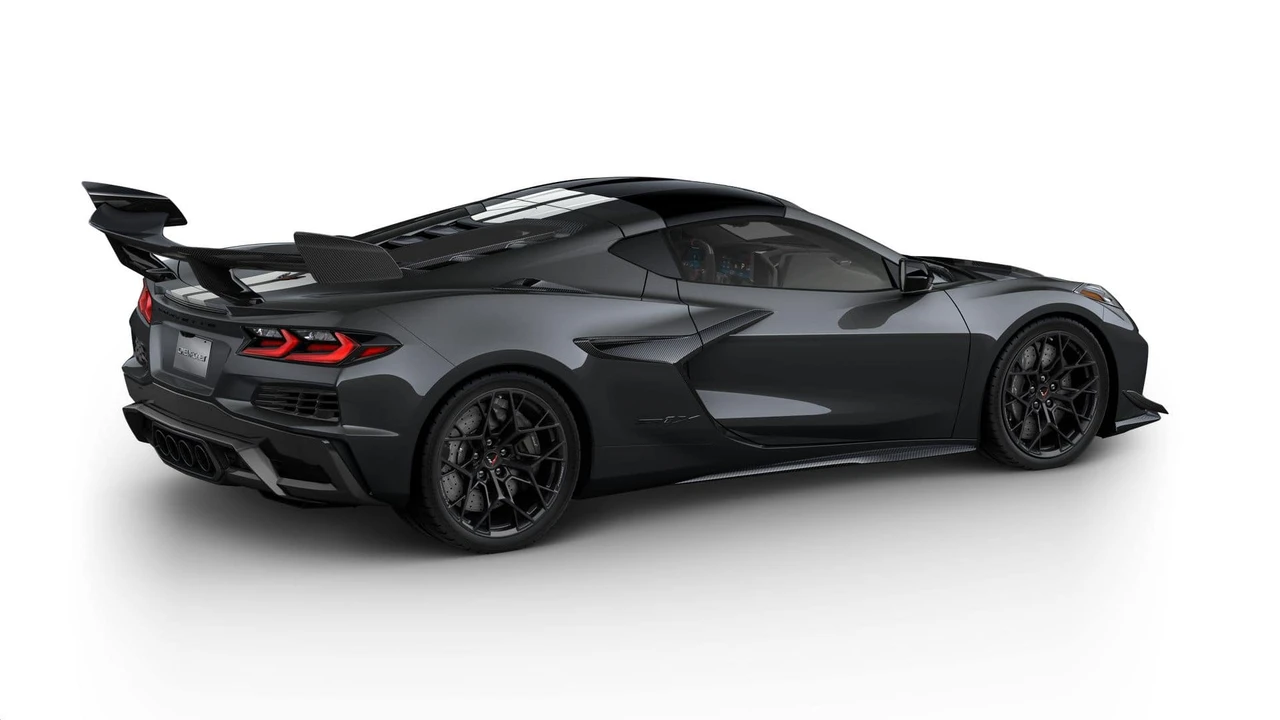2027 Chevrolet Corvette C8 ZR1X - Image 4 of 11
