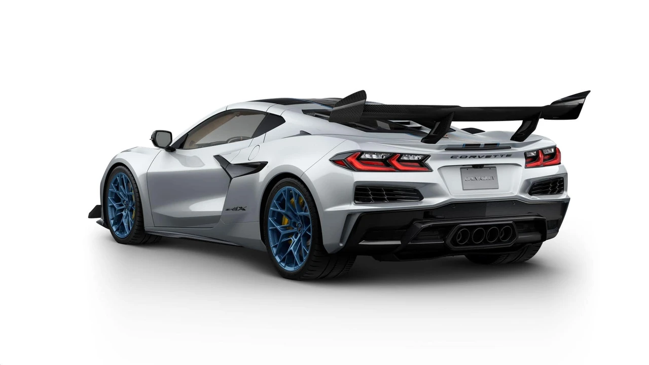 2027 Chevrolet Corvette C8 ZR1X - Image 3 of 11