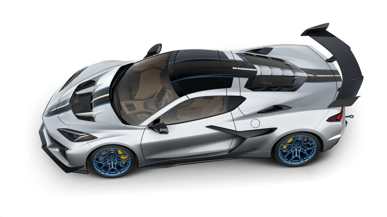 2027 Chevrolet Corvette C8 ZR1X - Image 7 of 11