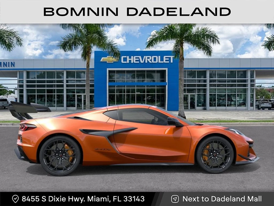 2027 Chevrolet Corvette C8 ZR1X - Image 6 of 31