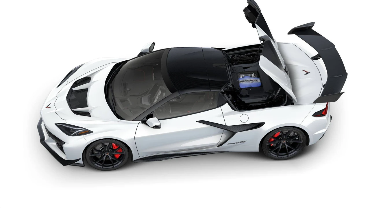2027 Chevrolet Corvette C8 ZR1X - Image 7 of 11