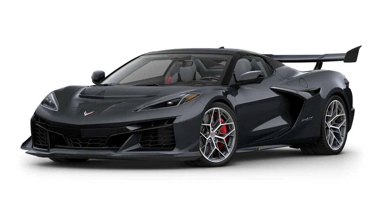 2027 Chevrolet Corvette C8 ZR1X - Image 25 of 31