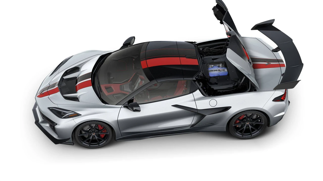 2027 Chevrolet Corvette C8 ZR1X - Image 7 of 11