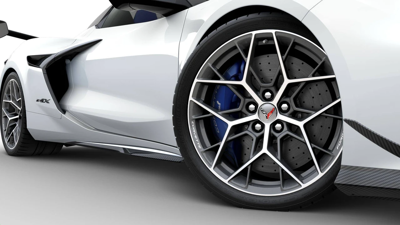2027 Chevrolet Corvette C8 ZR1X - Image 6 of 11