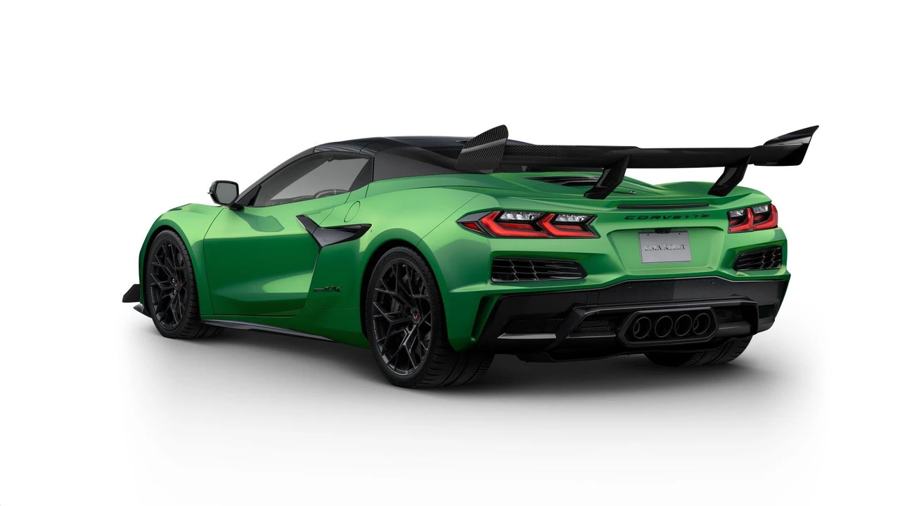 2027 Chevrolet Corvette C8 ZR1X - Image 3 of 11