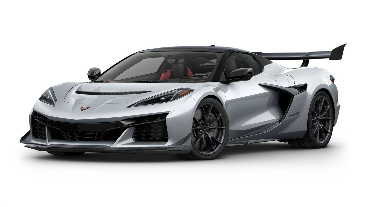 2027 Chevrolet Corvette C8 ZR1X - Image 25 of 31