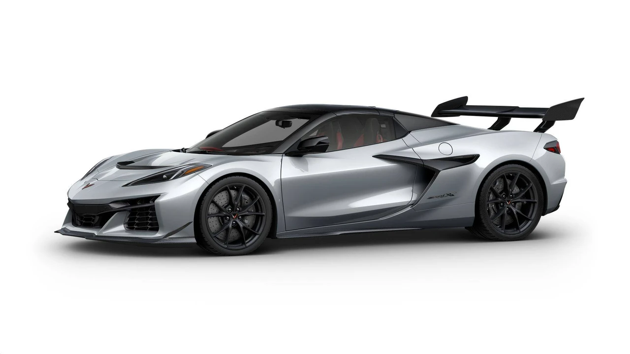2027 Chevrolet Corvette C8 ZR1X - Image 26 of 31