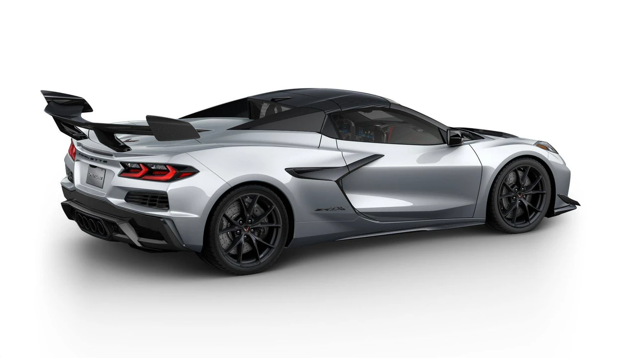 2027 Chevrolet Corvette C8 ZR1X - Image 28 of 31