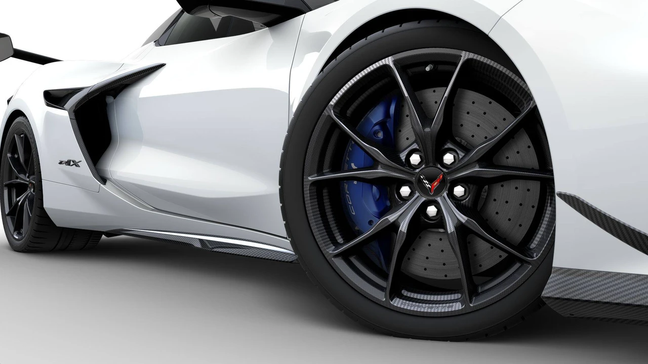 2027 Chevrolet Corvette C8 ZR1X - Image 6 of 11