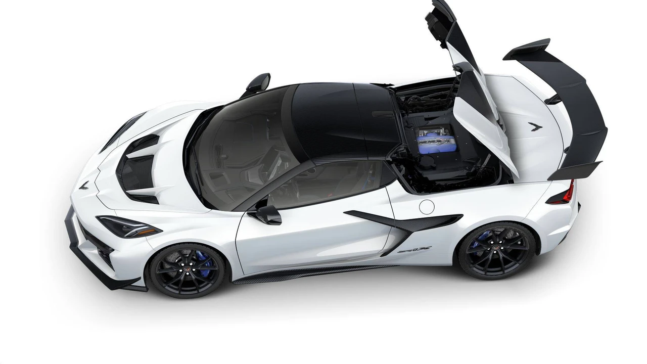 2027 Chevrolet Corvette C8 ZR1X - Image 7 of 11