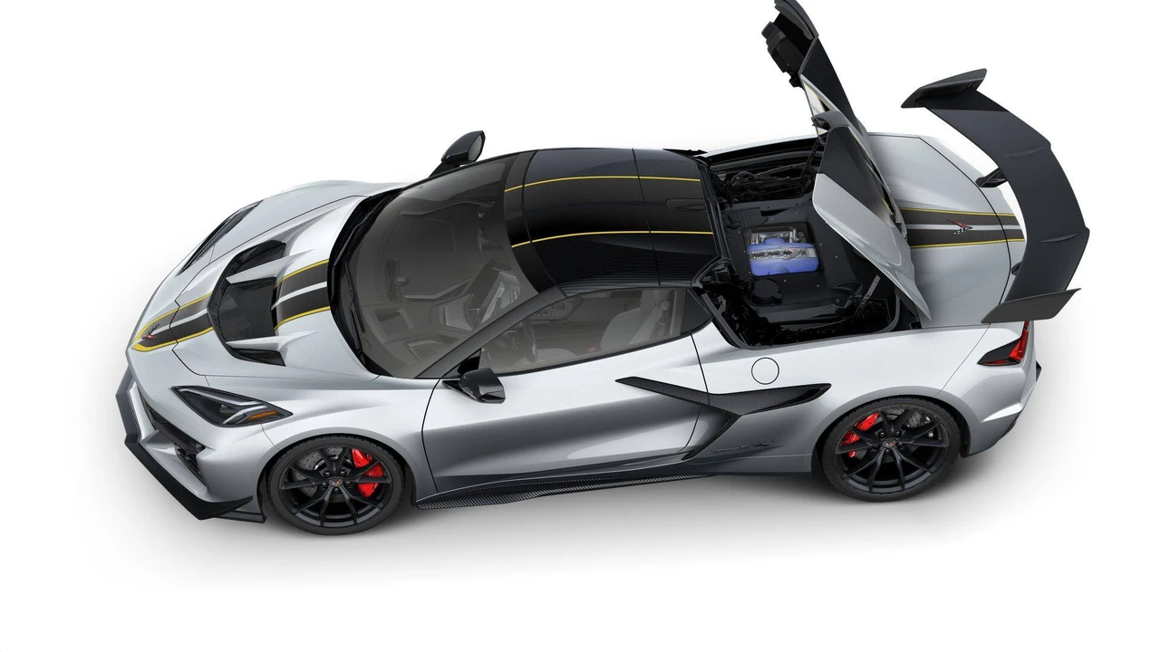2027 Chevrolet Corvette C8 ZR1X - Image 8 of 12