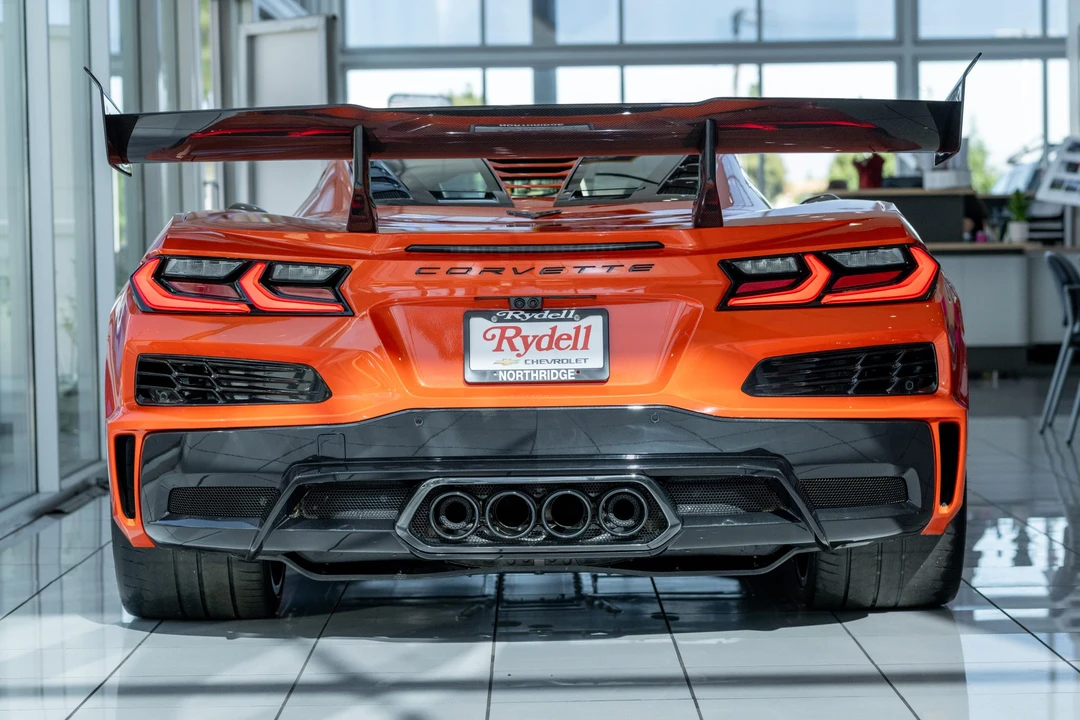 2027 Chevrolet Corvette C8 ZR1X - Image 12 of 31