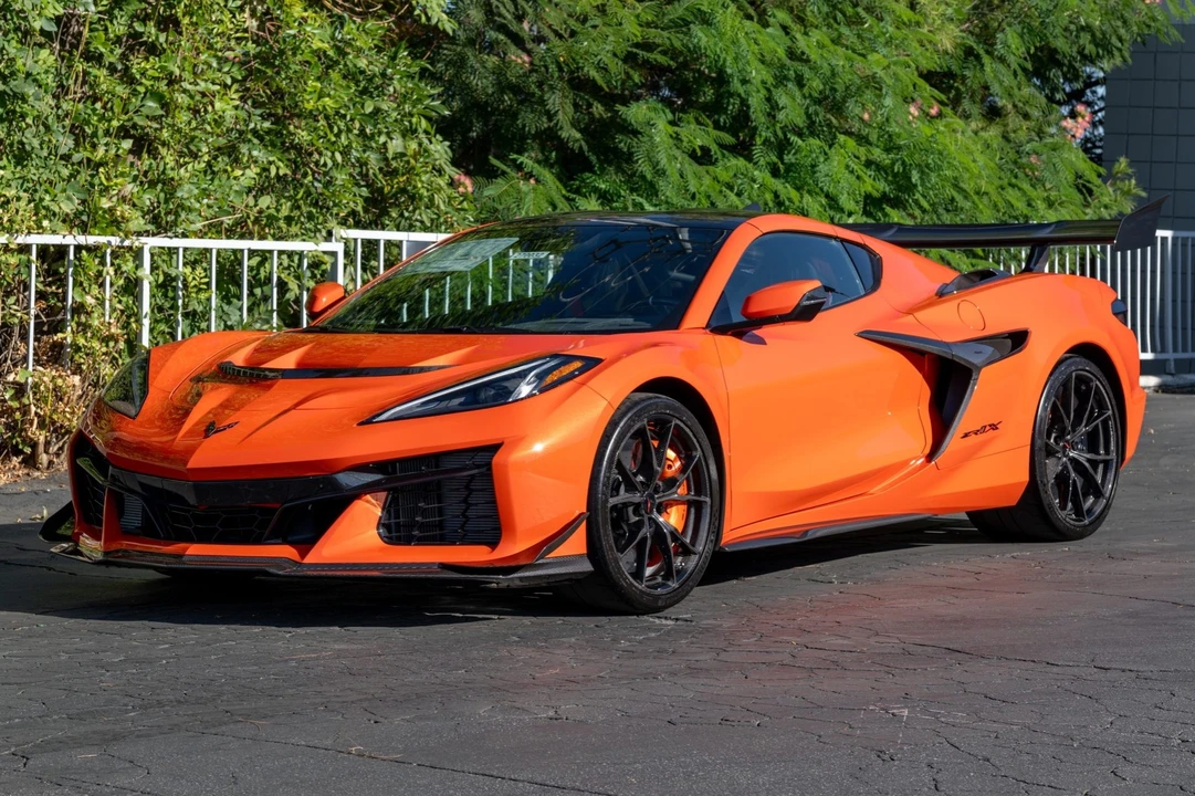 2027 Chevrolet Corvette C8 ZR1X - Image 1 of 31