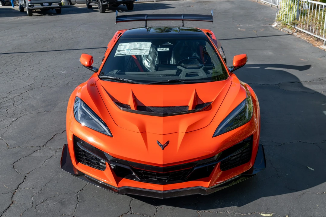 2027 Chevrolet Corvette C8 ZR1X - Image 4 of 31