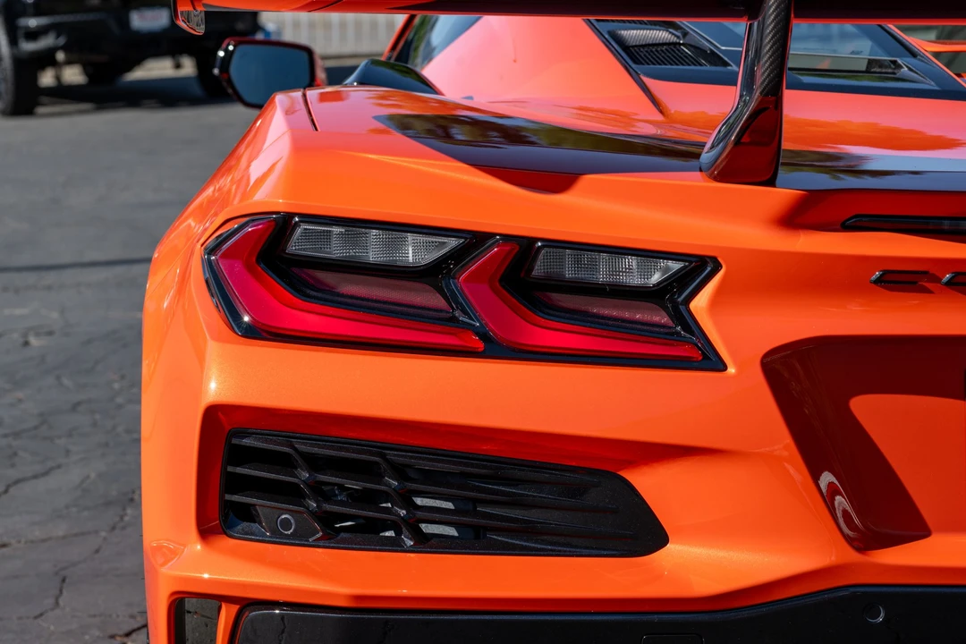 2027 Chevrolet Corvette C8 ZR1X - Image 22 of 31