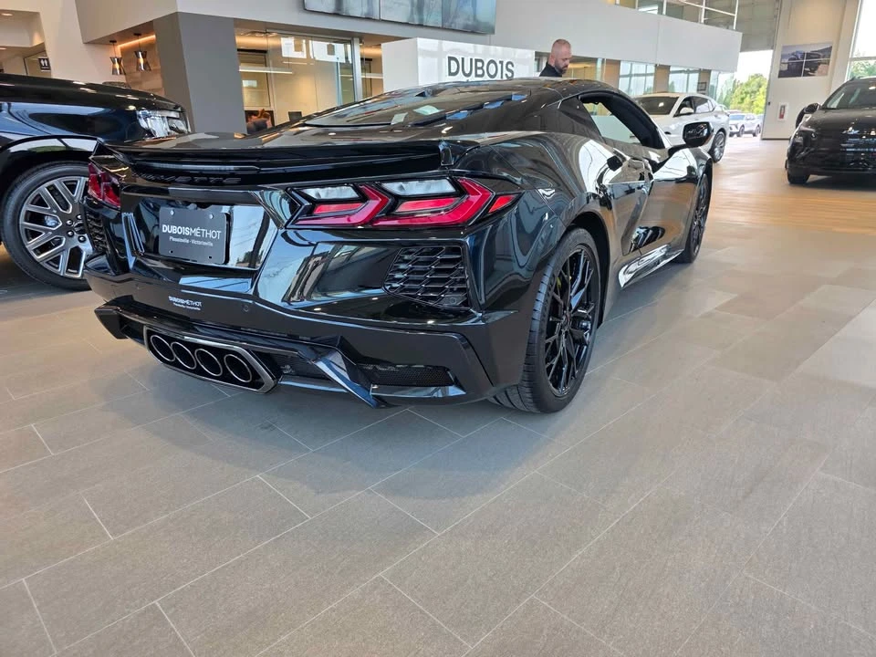 2027 Chevrolet Corvette C8 Grand Sport - Image 5 of 9